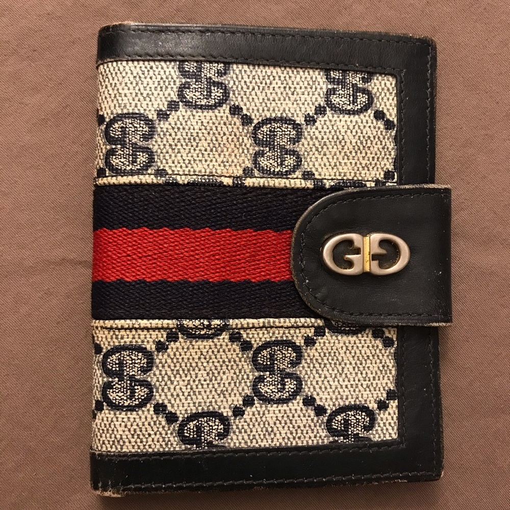 Authentic Gucci card case wallet